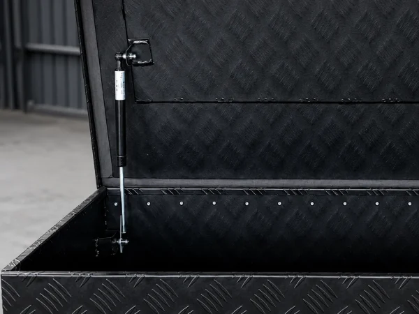 Detail of 48'' Aluminum Toolbox black
