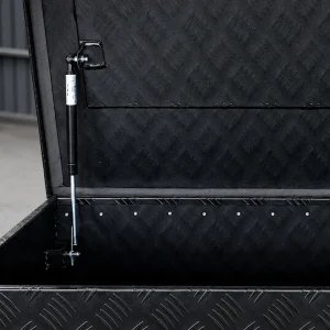 Detail of 49'' Aluminum Toolbox black