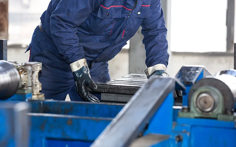 working-process-steel-factory